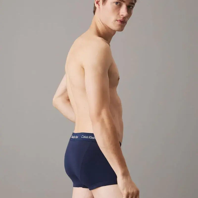 Calvin Klein 3 Pack Cotton Stretch –Low Rise Trunks ( Blue / Navy / Black )