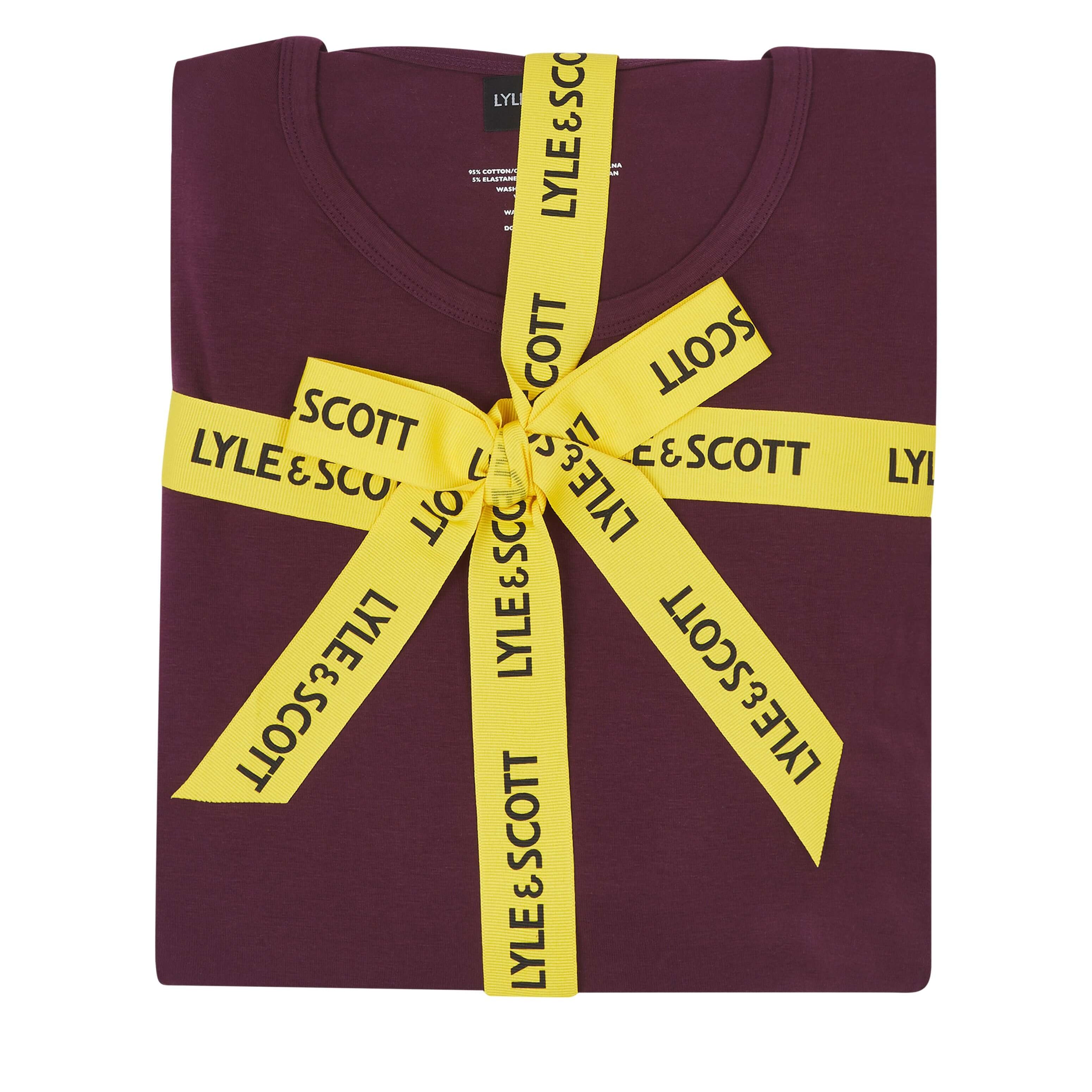 Lyle & Scott Cash T-Shirt and Cuffed Bottoms Lounge Set - Winetasting / Black