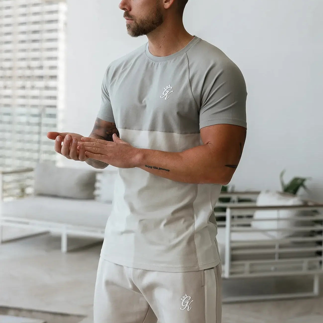 Gym King Contrast Panel Tee - Light Stone/Taupe/White, T-Shirt