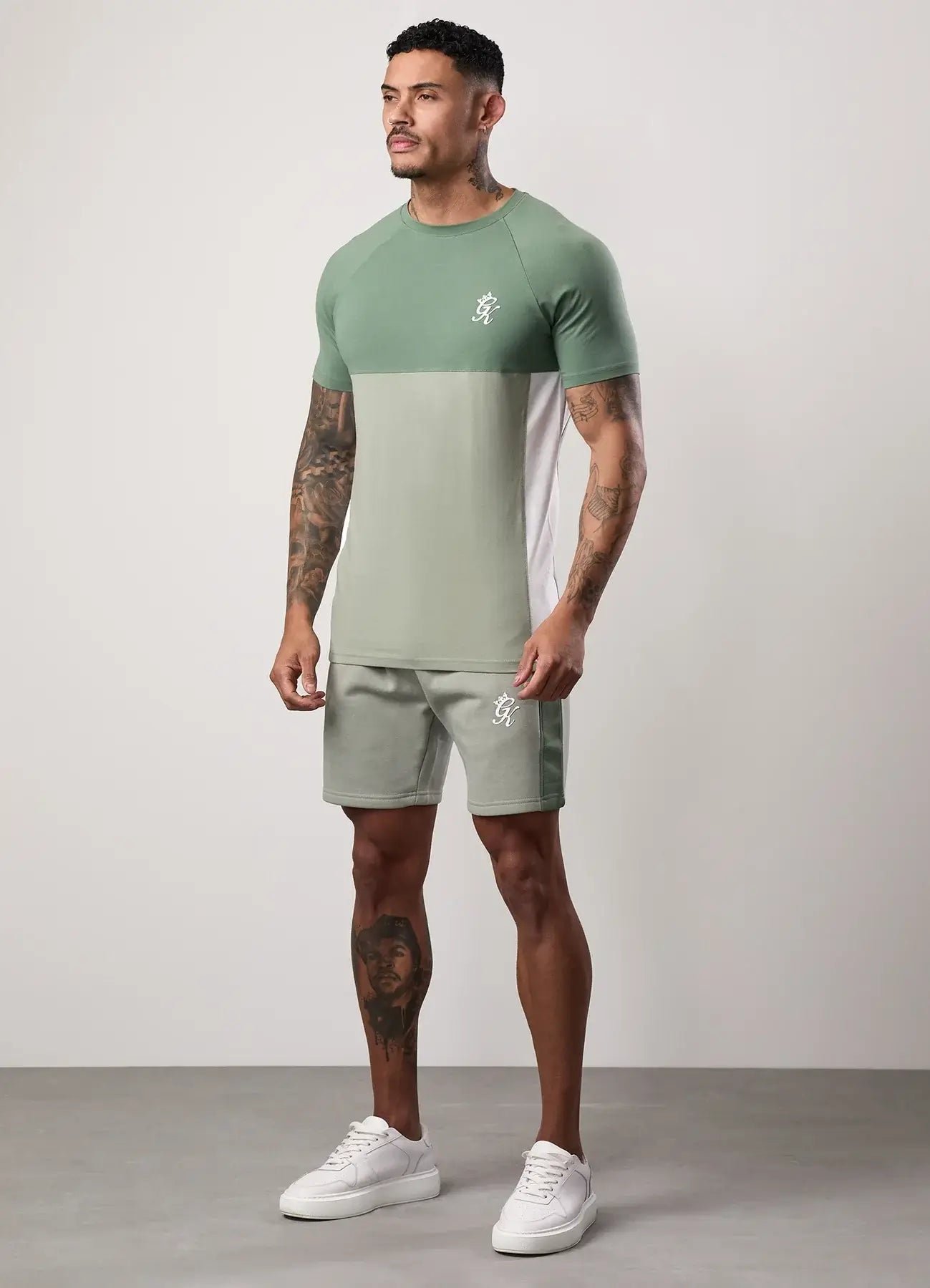 Gym King Contrast Panel Shorts - Fern Green/Soft Khaki/White