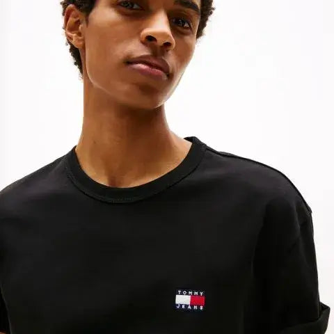 Tommy Jeans Tonal Tommy Badge T-Shirt - Black