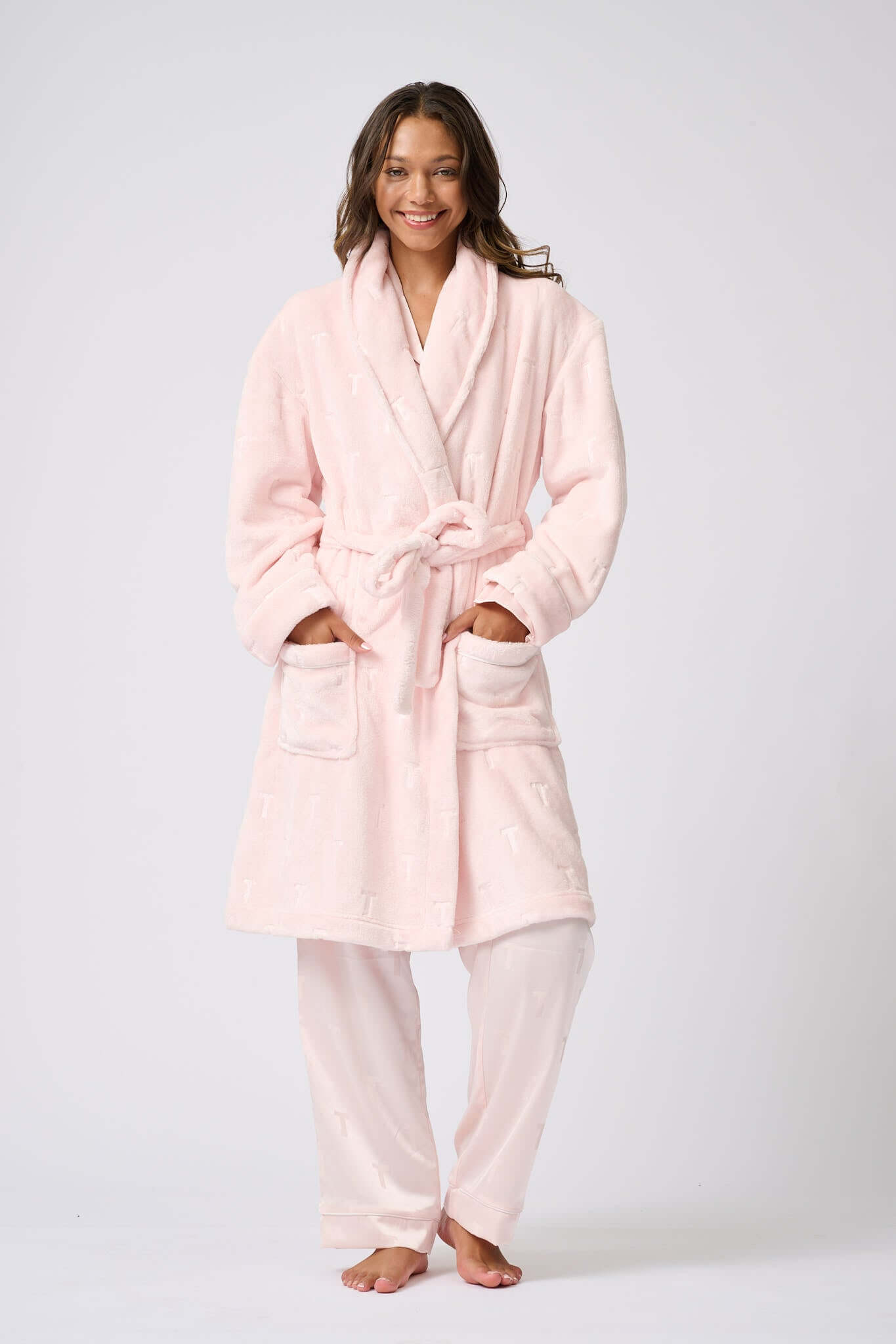 Ted Baker Jude Fluffy Dressing Gown – Pink Dogwood Bathrobe