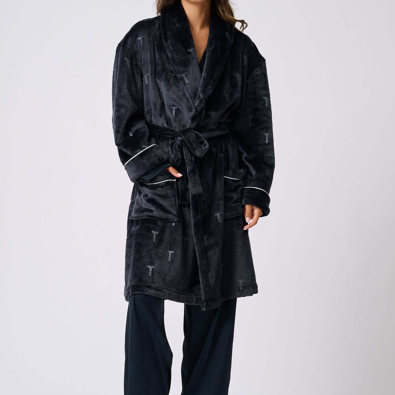 Ted Baker Jude Fluffy Dressing Gown – After Midnight