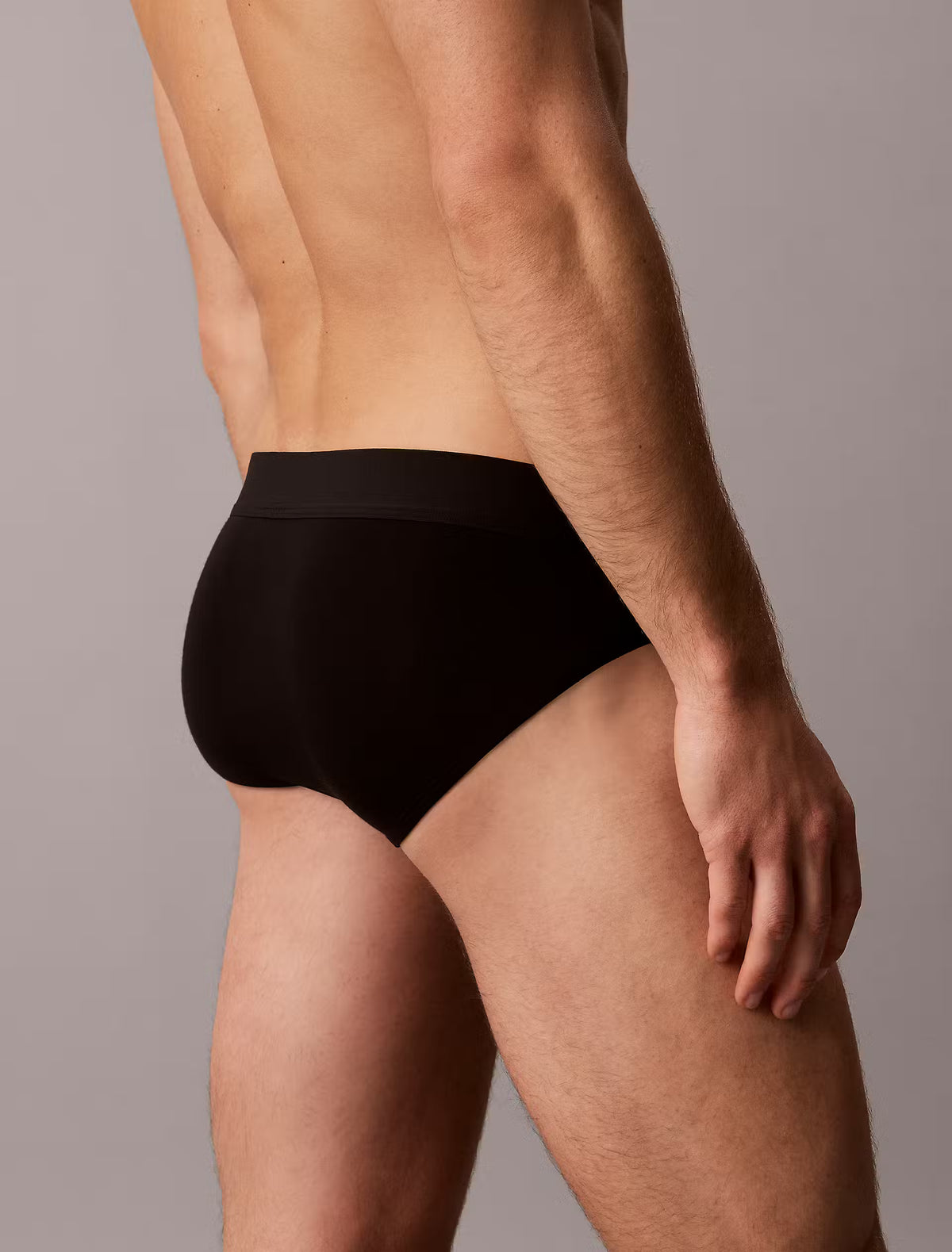 Calvin Klein Ultra Soft Lyocell 3 Pack Hip Briefs Black UB1 – model alternate