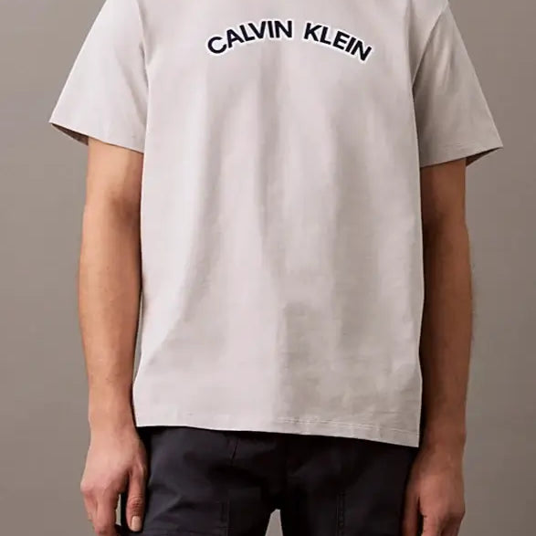 Calvin Klein Men's Regenerative Cotton T-Shirt – Curved Logo, Gray Violet