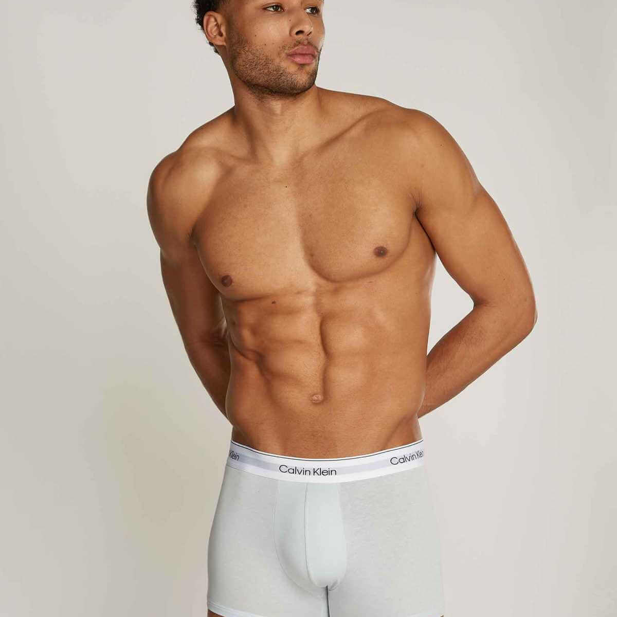 Calvin Klein 3 Pack Trunks Modern Cotton - Legion Blue / Exact Red / Black