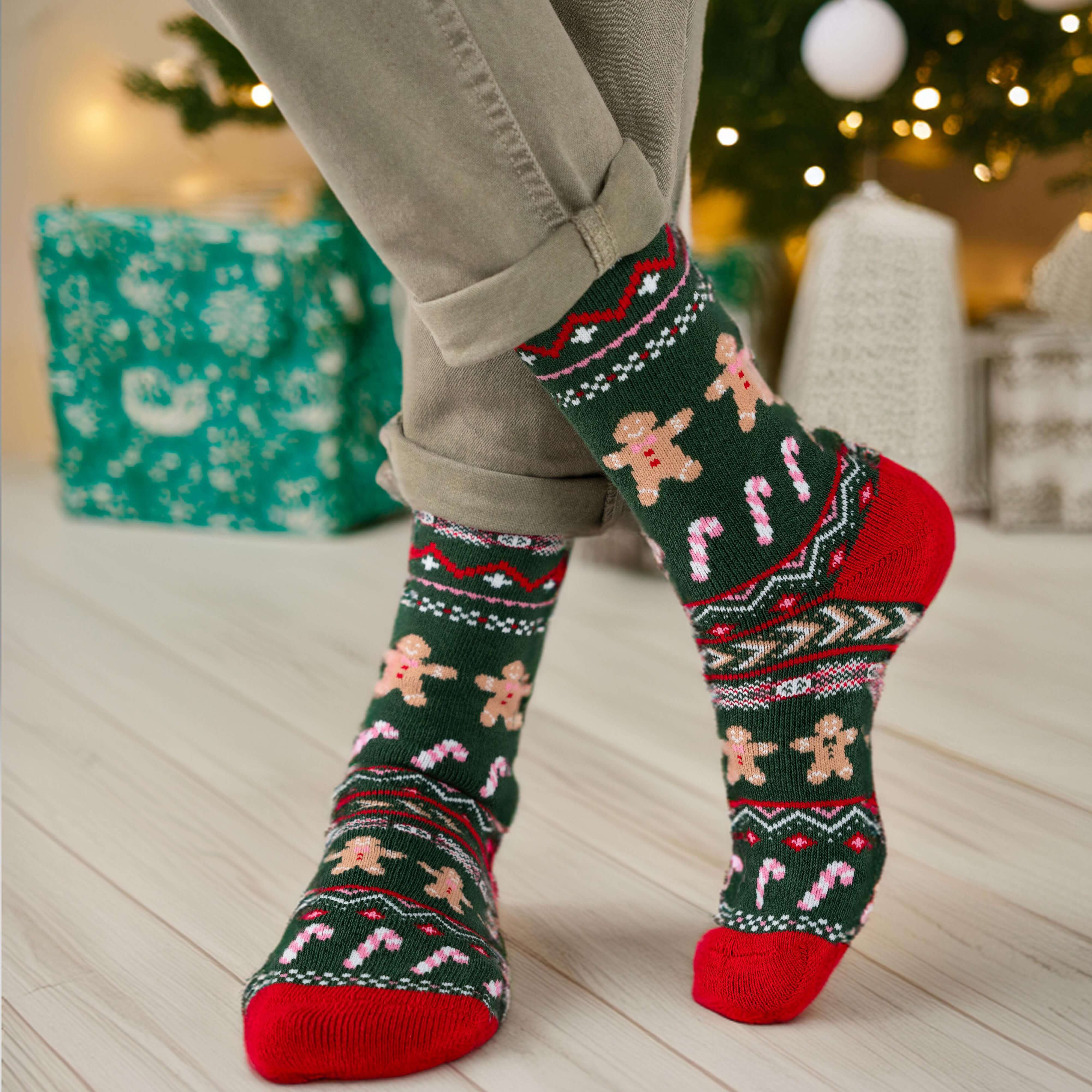 Polar Star HONNINKA – Gingerbread Man Christmas Crew Socks