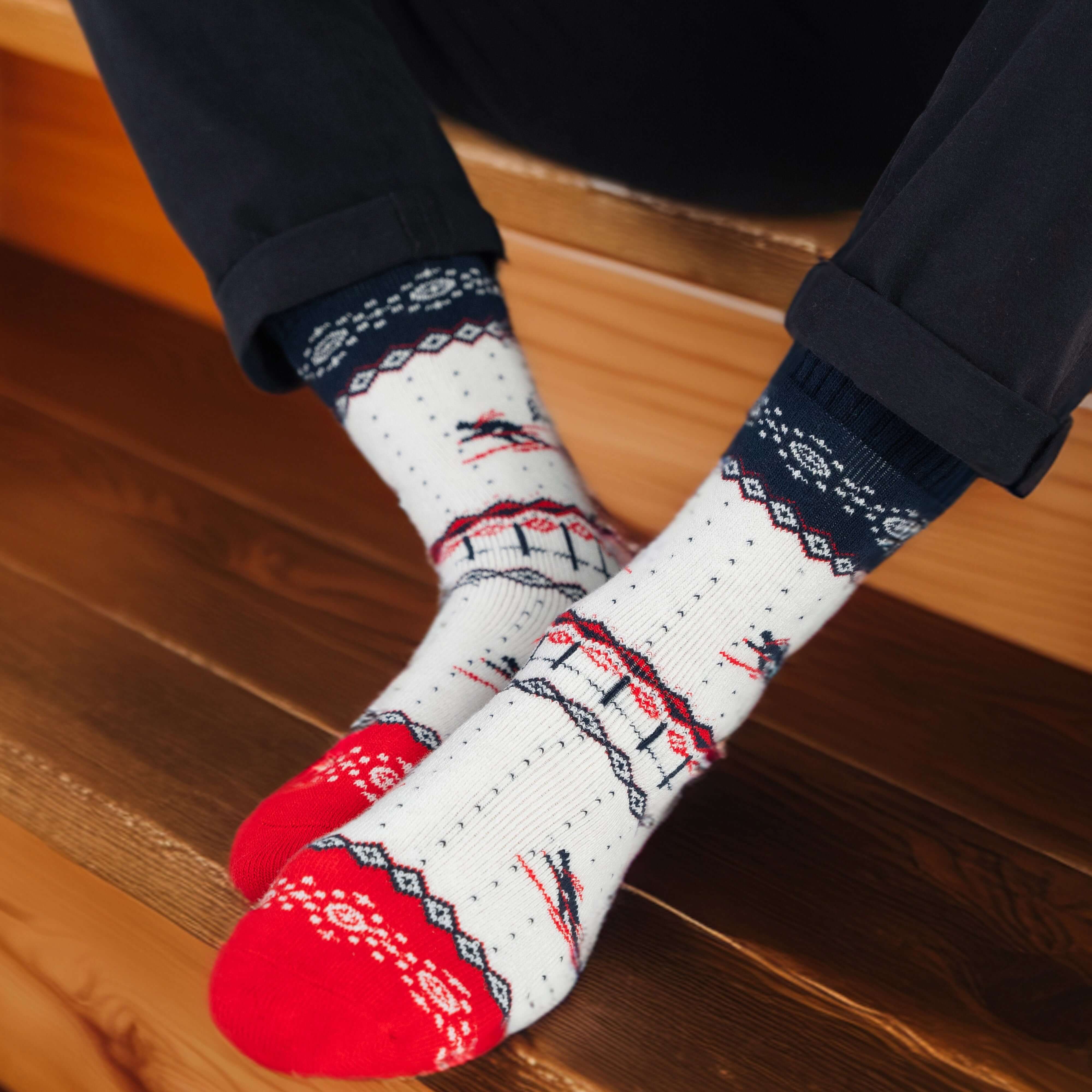 Polar Star SKILØBER Skiing Crew Socks – Nordic Winter Adventure Energy