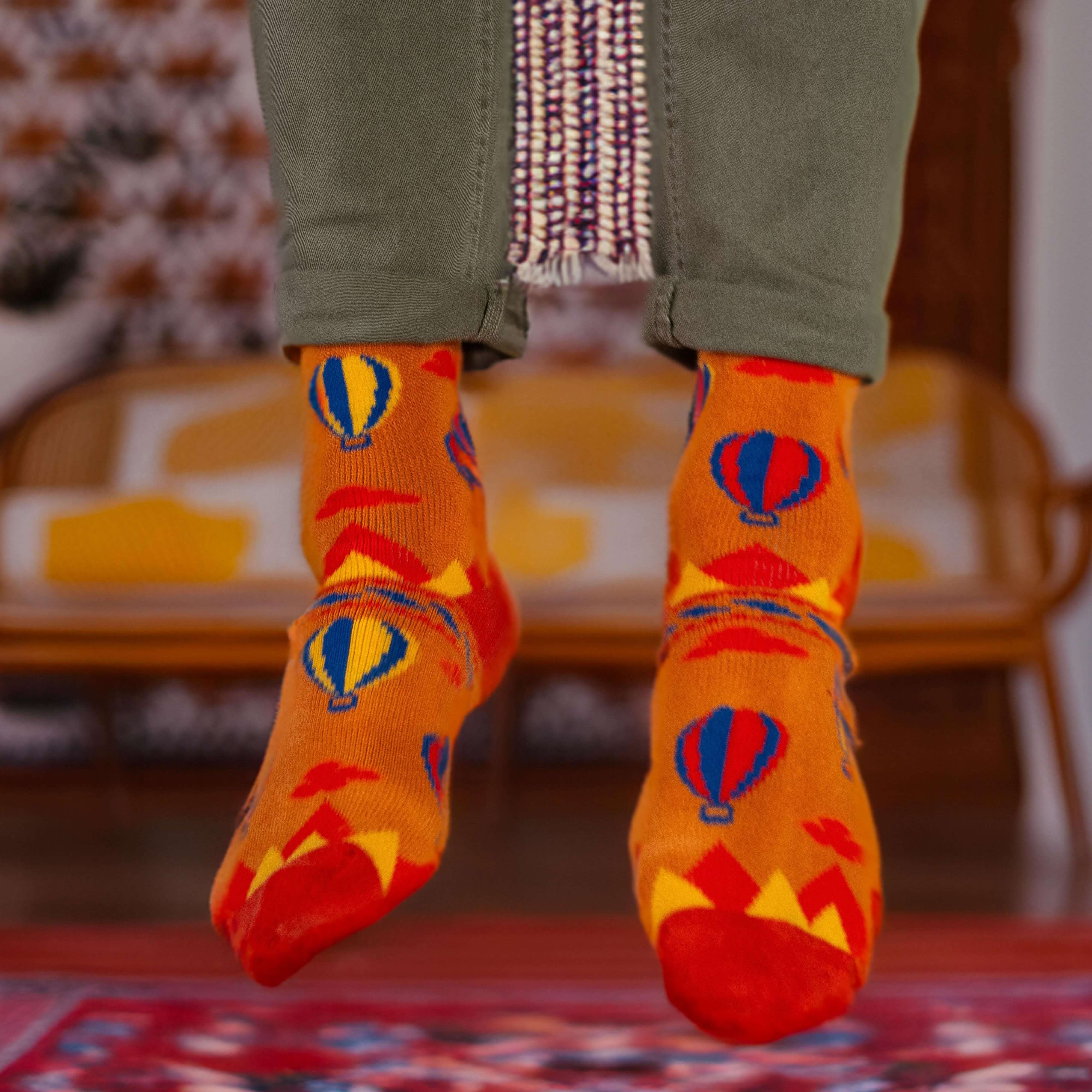 Polar Star SWØMMING – Hot Air Balloon Dream Crew Socks