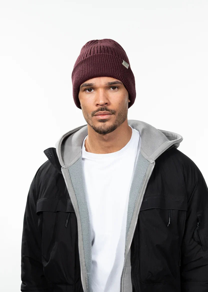 Barts Nieck Men's Beanie - Burgundy - model view