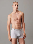 Calvin Klein 3 Pack Trunks - Icon Cotton Stretch, Red/Vintage Indigo/Moonbeam