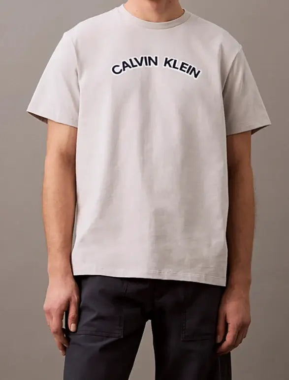 Calvin Klein Men's Regenerative Cotton T-Shirt – Curved Logo, Gray Violet