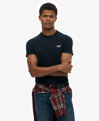 Superdry Essential Contrast Embroidered T-Shirt – Relaxed Fit