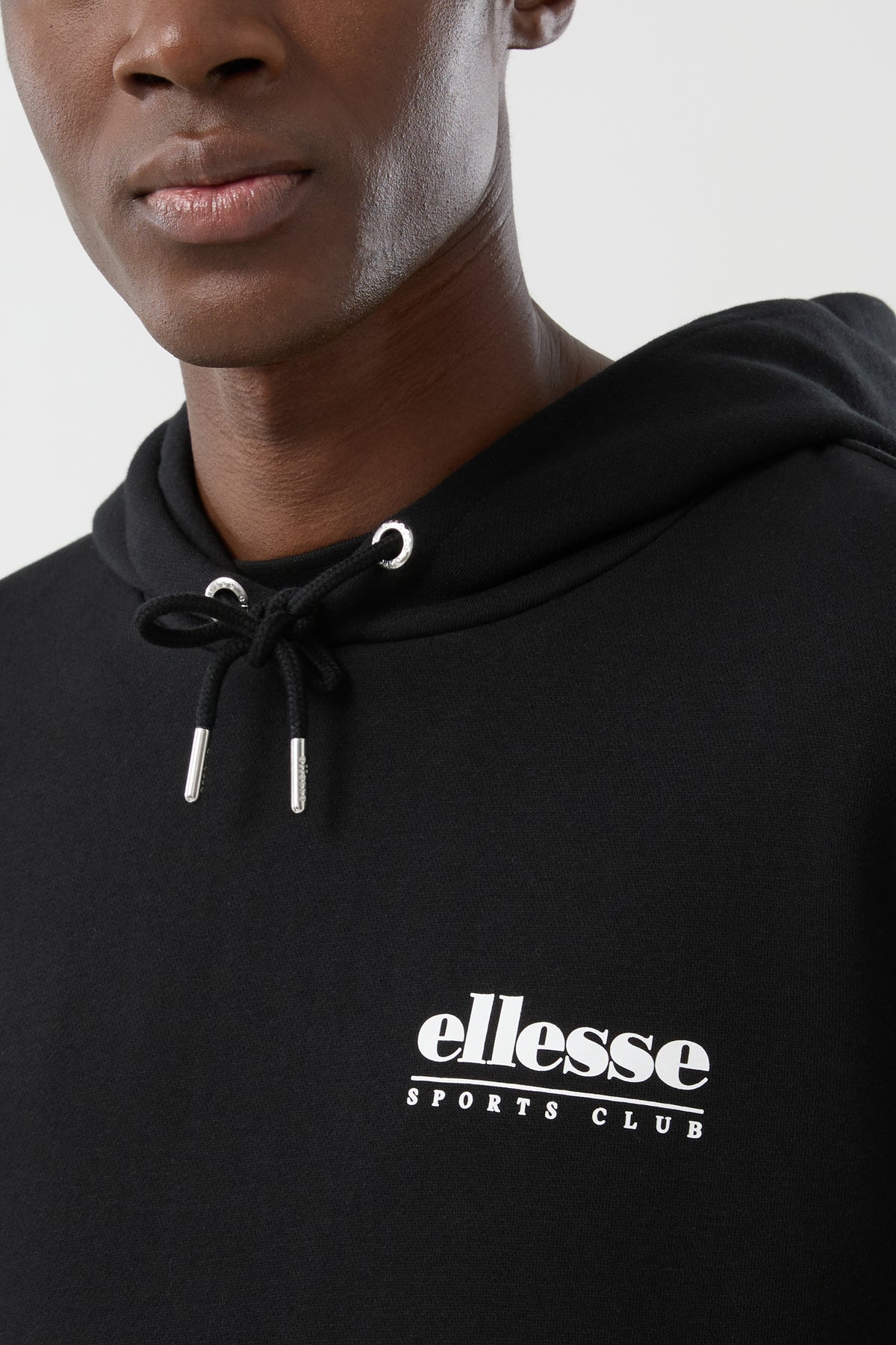 Ellesse Darrochi Hoodie in Black – detail view