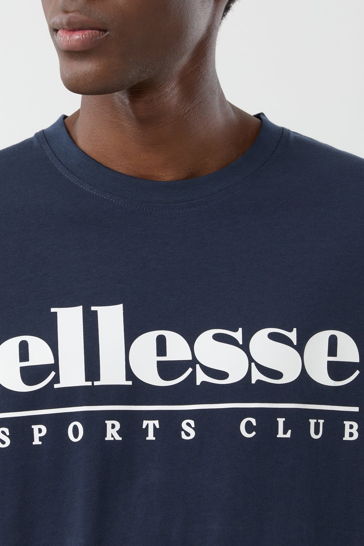 Ellesse Darrochi T-Shirt in Navy – detail view
