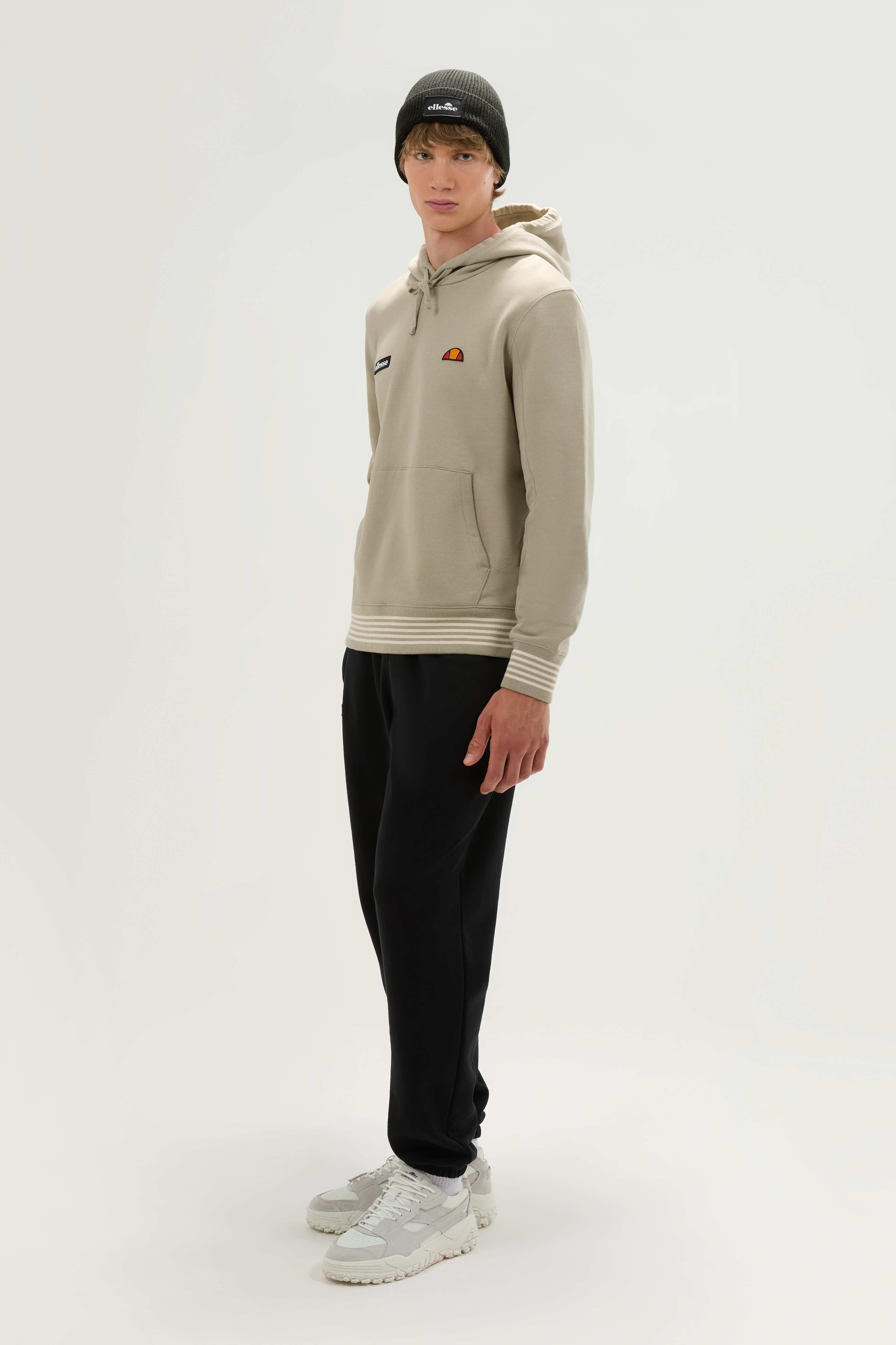 Ellesse Tramarno Beanie Black SHFA4072 worn by model