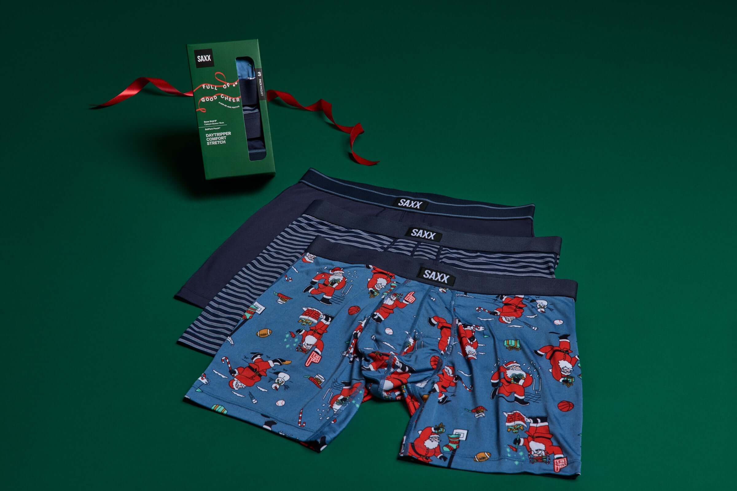 SAXX Daytripper 3 Pack Boxer Briefs – Holiday Edition Santathalon / Stripe / Navy