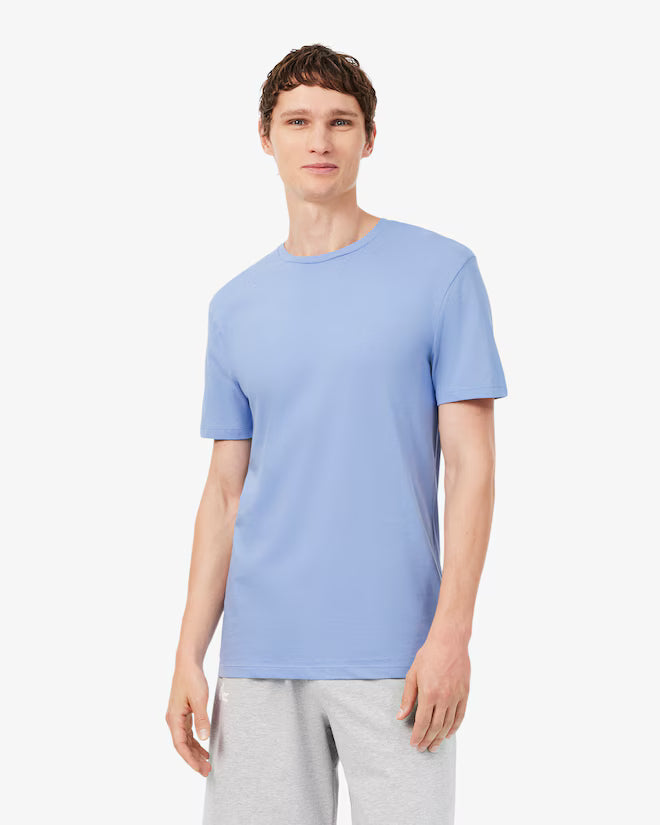 Lacoste TH2273 RFB 3-Pack Slim Fit Cotton Crew Neck T-Shirts – model wearing the navy slim-fit cotton crew neck T-shirt