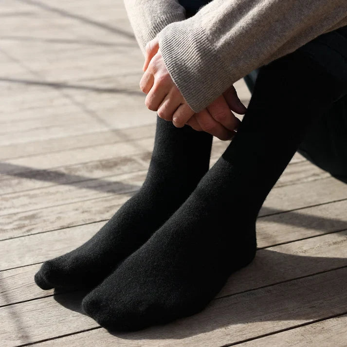 KLUE men's merino wool socks - Black - UK 7.5-11